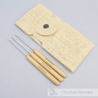 DIY Haberdashery - Aluminum Crochet Hook Set with Bamboo Handles, US Sizes 0, 1.5 & 2.5 (2.0 mm, 2.5 mm & 3.0 mm)