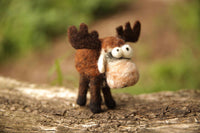Woolbuddy DIY Needle Felting Kit, Moose – Beginner Woodland Animal Craft Set