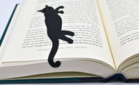 Curious Cat Hanging Metal Bookmark – Black Cat Book Page Marker Gift